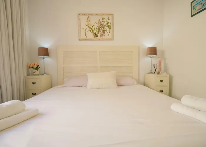 Claire Nyaraló Callao Salvaje