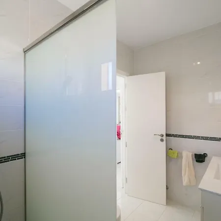 Claire Semesterbostad *